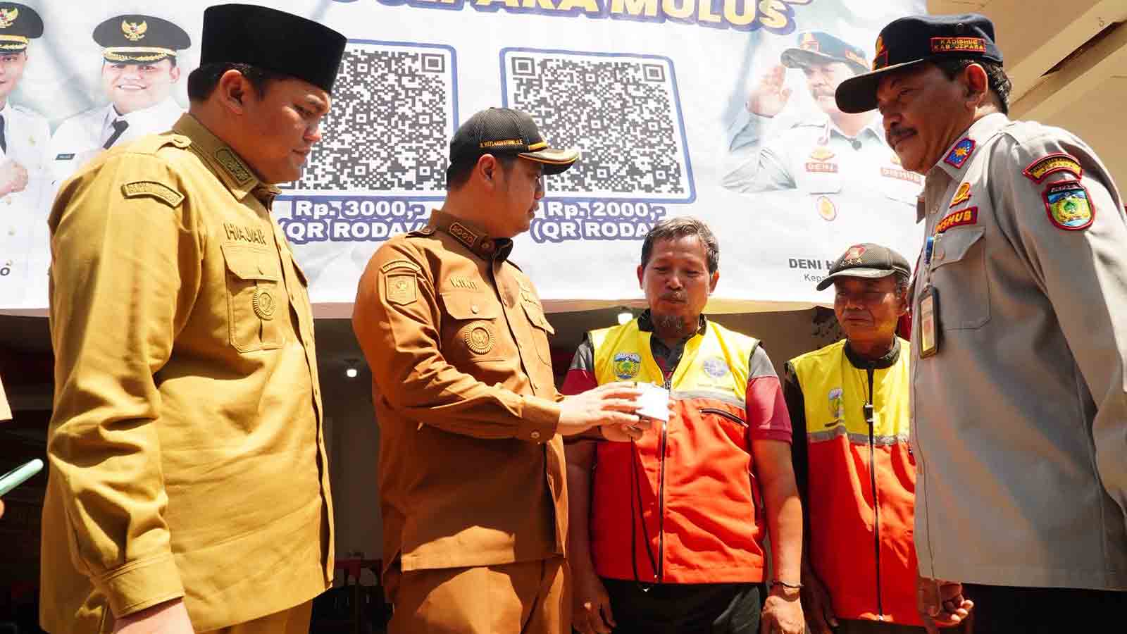 Stop Pungli! Bupati Jepara Luncurkan E-Parkir