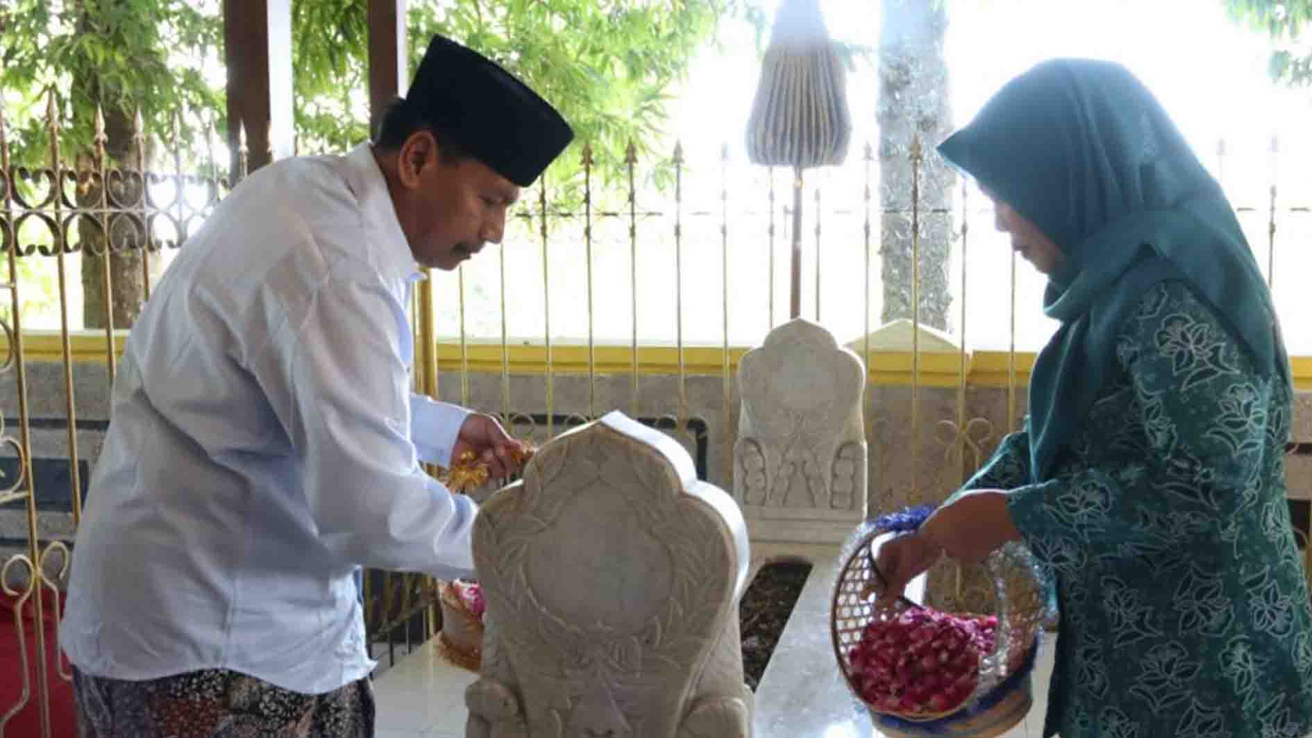 Hari Jadi ke-285, Pemkab Rembang Gelar Ziarah ke Makam para Leluhur