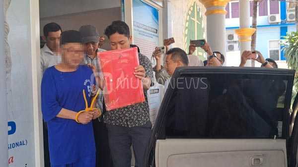 Didampingi Istri, Kiai Cabul Jepara Diserahkan Polisi ke Kejaksaan