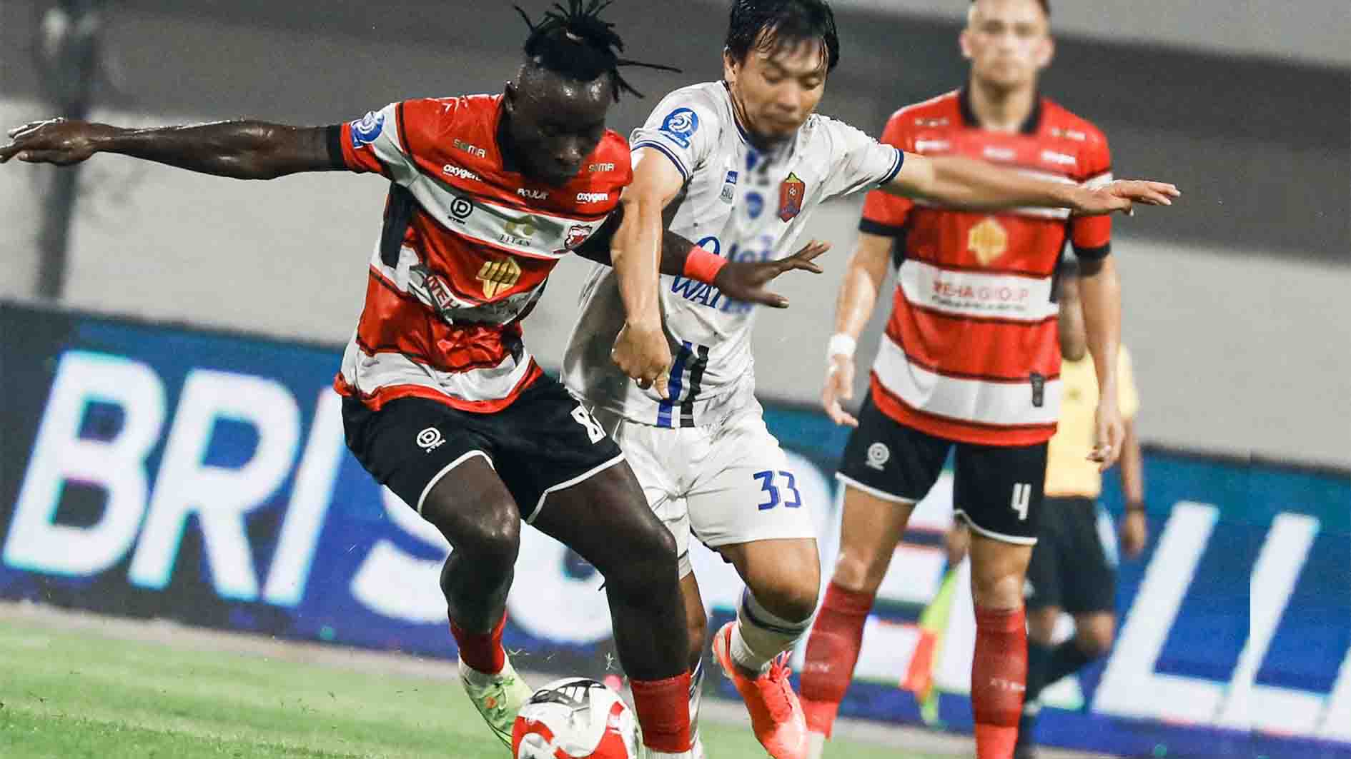Balotelli Kembali Dipercaya Jadi Ujung Tombak Madura United