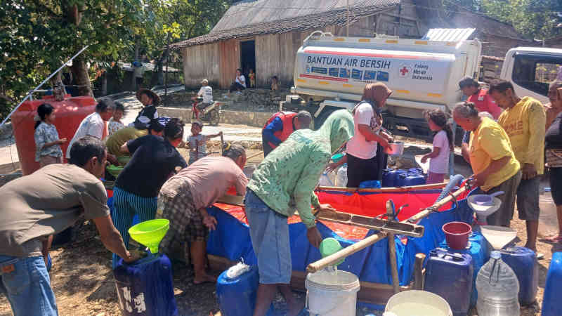 Kekeringan di Grobogan: PMI Gelontor 145 Ribu Liter Air Bersih