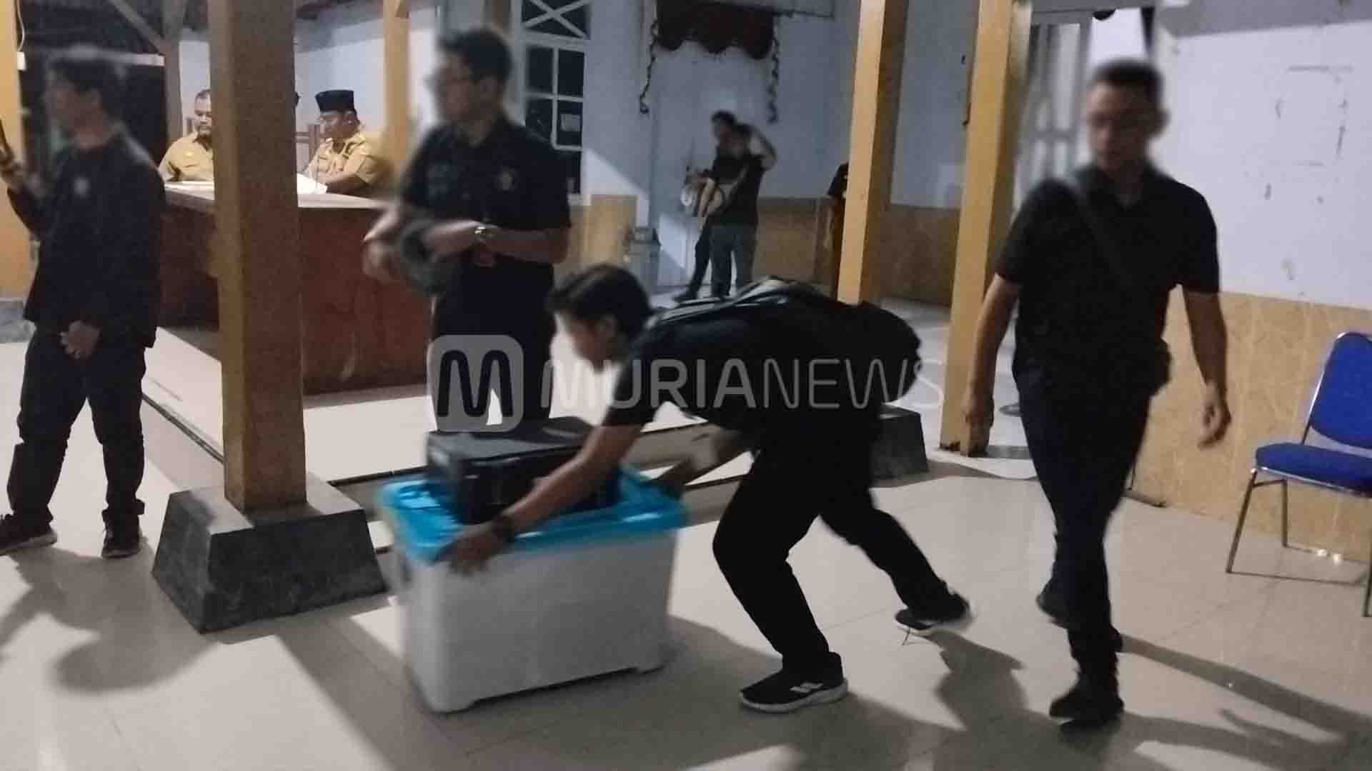 Kantor Kecamatan Gubug juga Ikut Digeledah Tim Kejari Grobogan